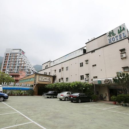 ロング シャン ホテル 礁渓郷 エクステリア 写真